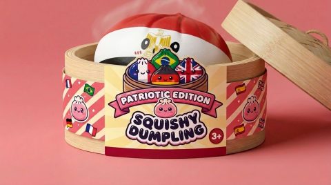 Flag Dumpling Squishy Ägypten – Kawaii Länder-Squishy im Bambus-Dämpfkörbchen